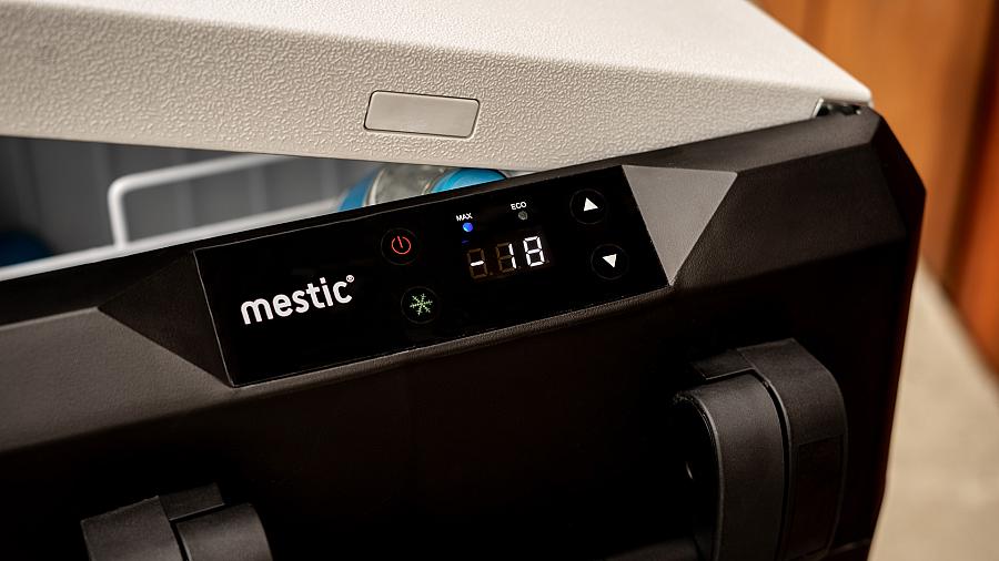 Nevera portátil con compresor MCCHD-60 DC